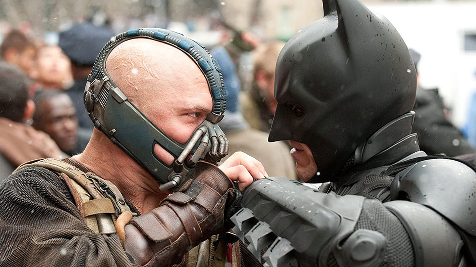 Bane (Tom Hardy) und Batman (Christian Bale)
