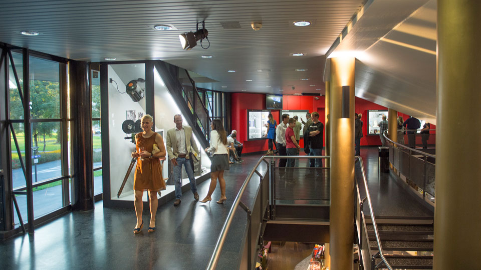 THE ART OF CINEMA  - Vom Stummfilm bis zu 3D zeigt über 130 Objekte auf 140m2 und hat 365 Tage im Jahr geöffnet