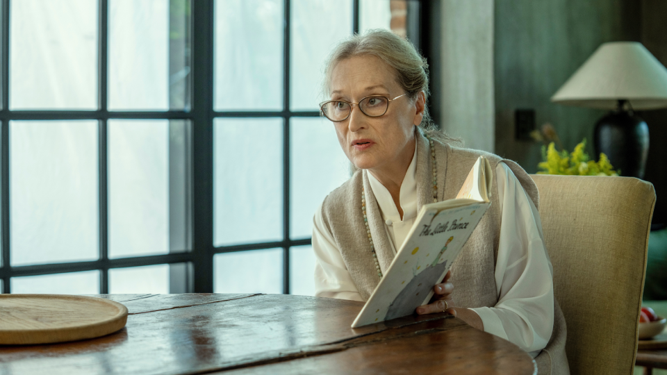 Eve (Meryl Streep)