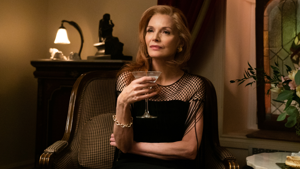 Die Witwe Frances (Michelle Pfeiffer) geniesst ihr Luxusleben in Manhattan