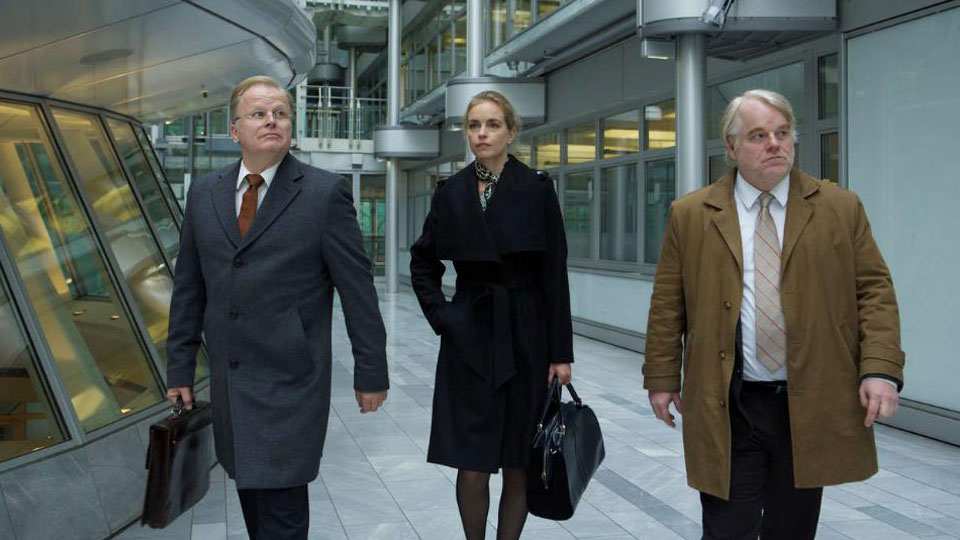 Michael (Herbert Groenemeyer), Irna (Nina Hoss), Guenther (Philip Seymour Hoffman)