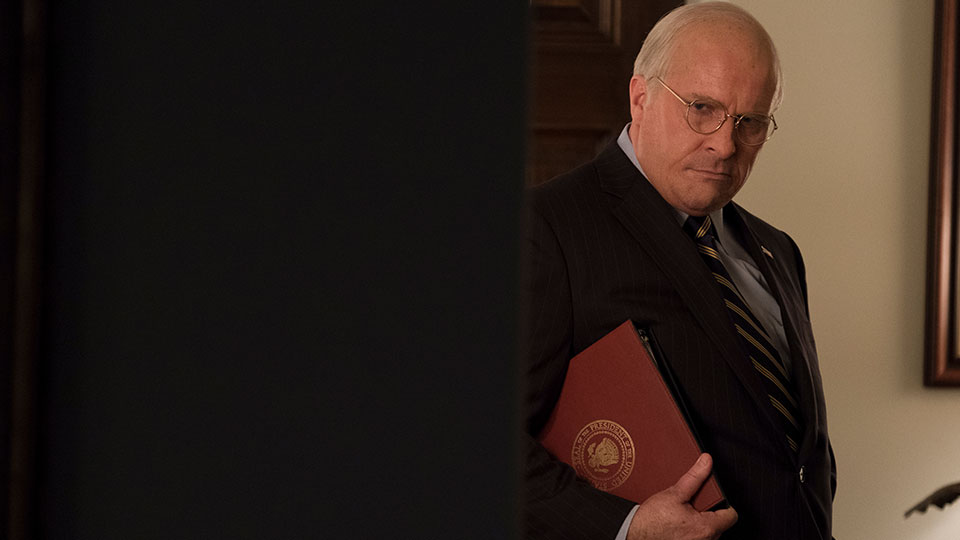 Er ist kaum wieder zu erkennen: Oscar-Schauspieler Christian Bale gibt in VICE  den umstrittenen Ex-US-Vizepräsidenten  Dick Cheney.