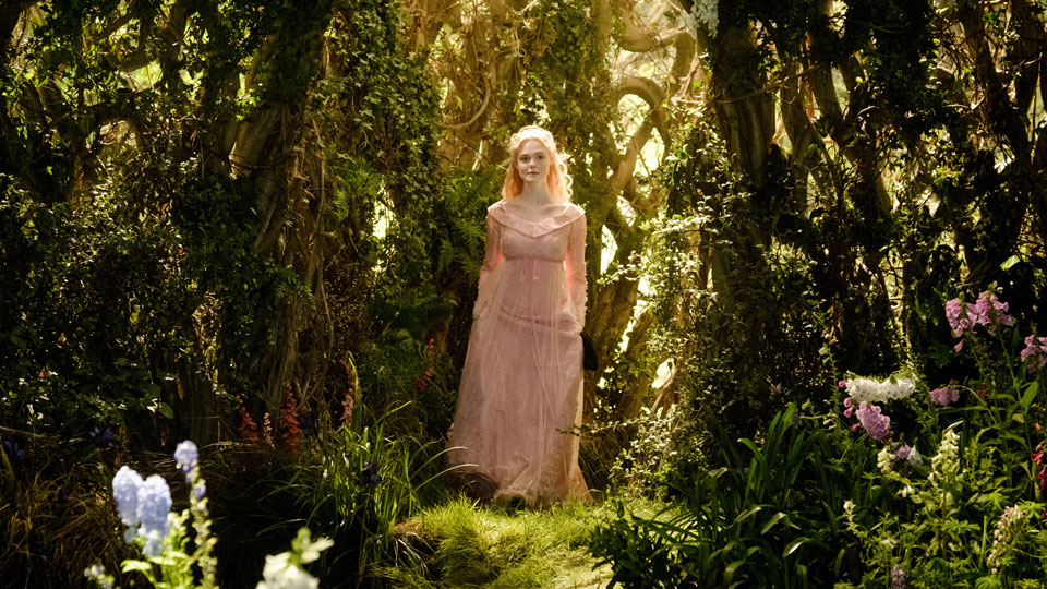 Und sorgt sich nun friedlich mit Prinzessin Aurora um das zauberhafte Waldkönigreich der Moore