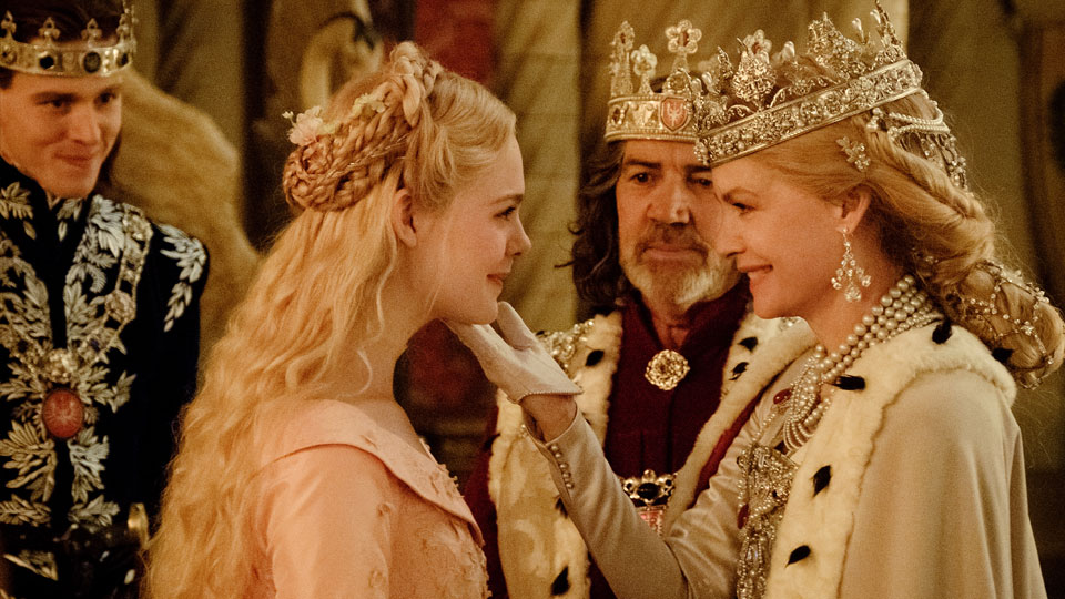 Bis Prinz Philip um Auroras Hand anhält, und so die Vereinigung ihrer Königreiche ankündigt