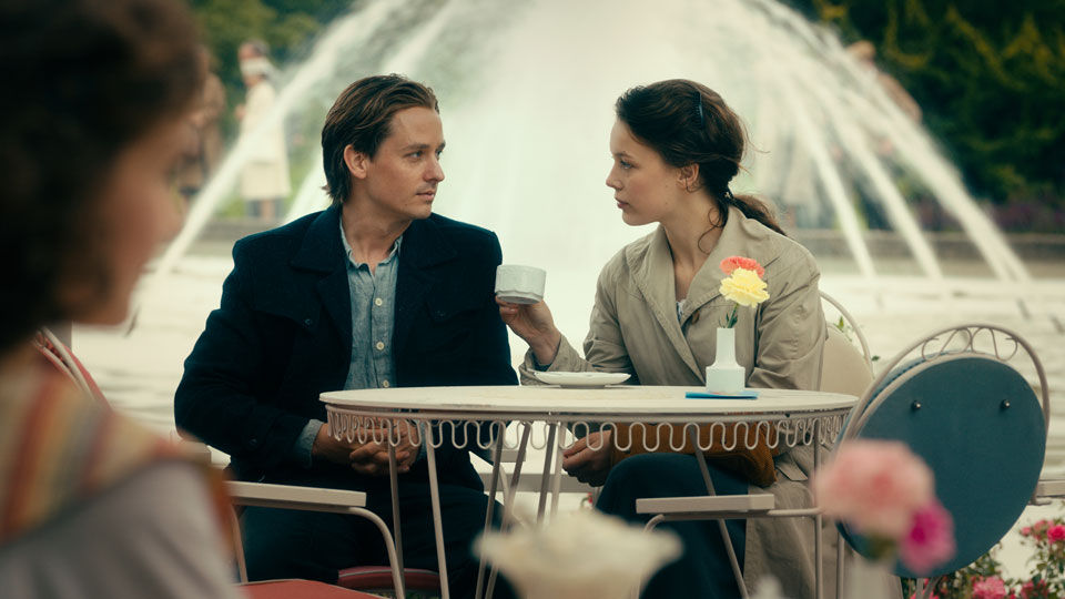 Kurt (Tom Schilling) und Ellie (Paula Beer)