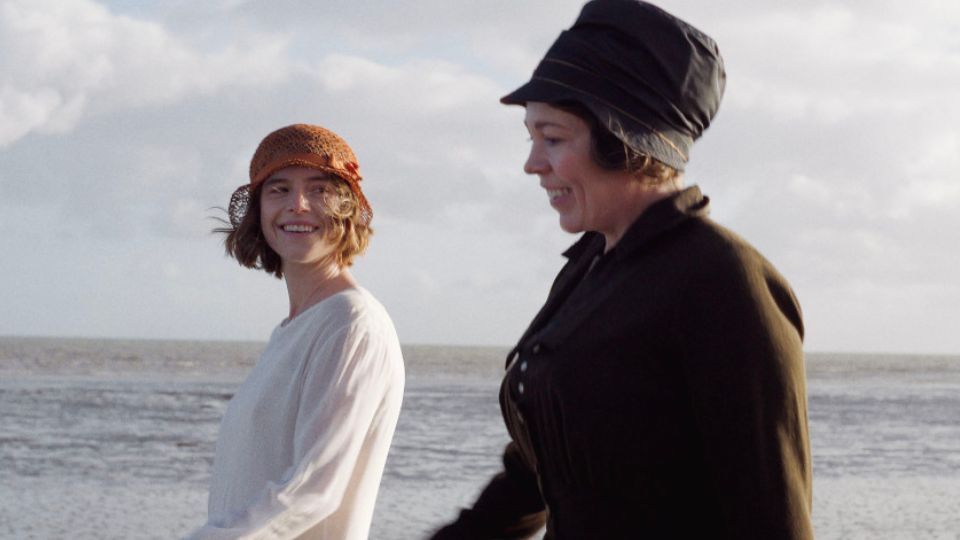 Edith Swan (Olivia Colman) und Rose Gooding (Jessie Buckley)