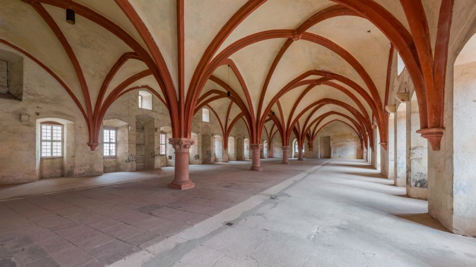 Mönchsdormitorium in echt © Stiftung Kloster Eberbach