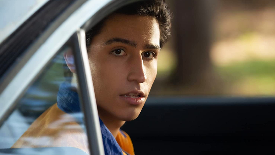 Josh (Lorenzo James Henrie) hat sich Hals über Kopf verliebt