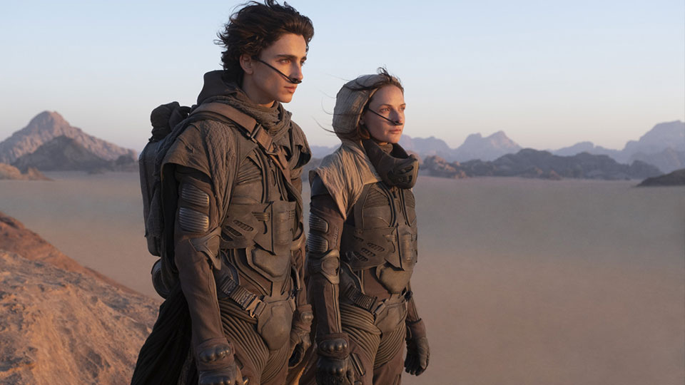 Paul Atreides (Timothée Chalamet) und Lady Jessica Atreides (Rebecca Ferguson)