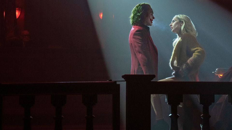 Arthur Fleck (Joaquin Phoenix) und Harley Quinn (Lady Gaga)