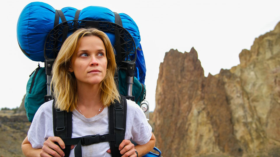 WILD erzaehlt die wahre Geschichte der Cheryl Strayed (Reese Witherspoon), welche sich auf einen 3 Monate langen Trip begibt, der sie bis an ihre Grenzen bringt. 